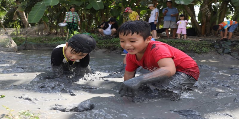 Tại sao lại xuất hiện nằm mơ thấy bắt cá? 