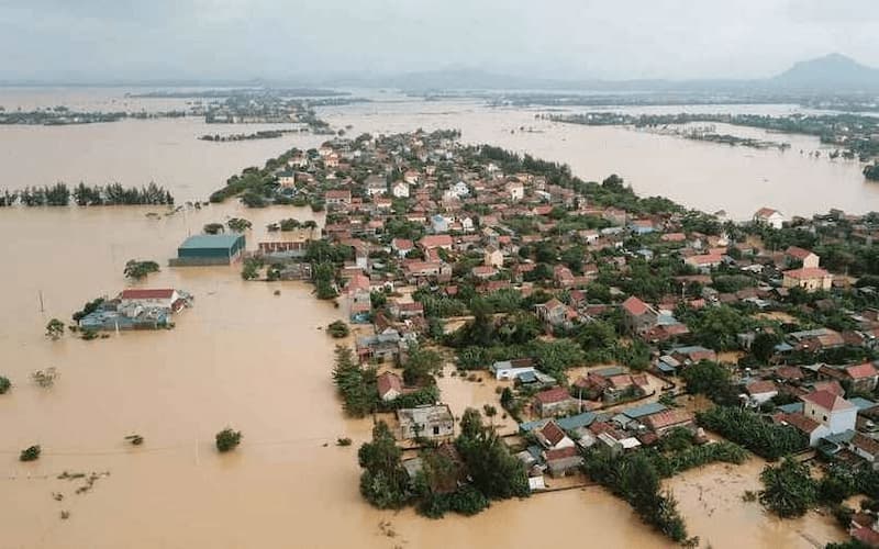 Mơ thấy lũ lụt đánh - Ý nghĩa giấc mơ mang điềm báo lành hay dữ